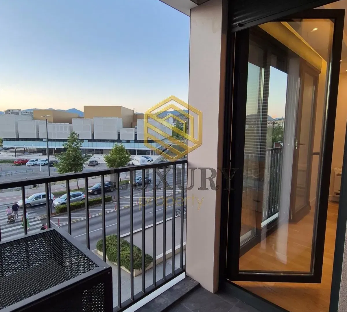 Prodaja, jednosoban stan, 63m², Preko Morače, Podgorica