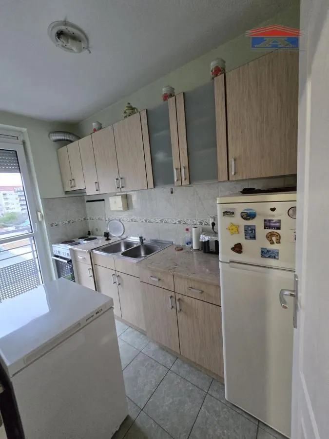 Izdavanje, dvosoban stan, 46m², Nova Detelinara, Novi Sad Sve Podlokacije