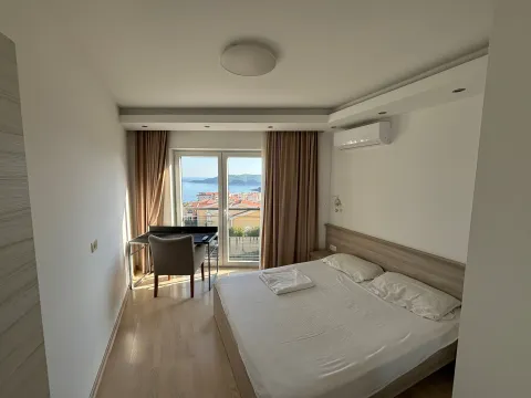 Rent, two bedroom apartment, 75m², Ivanovići, Budva - image 5