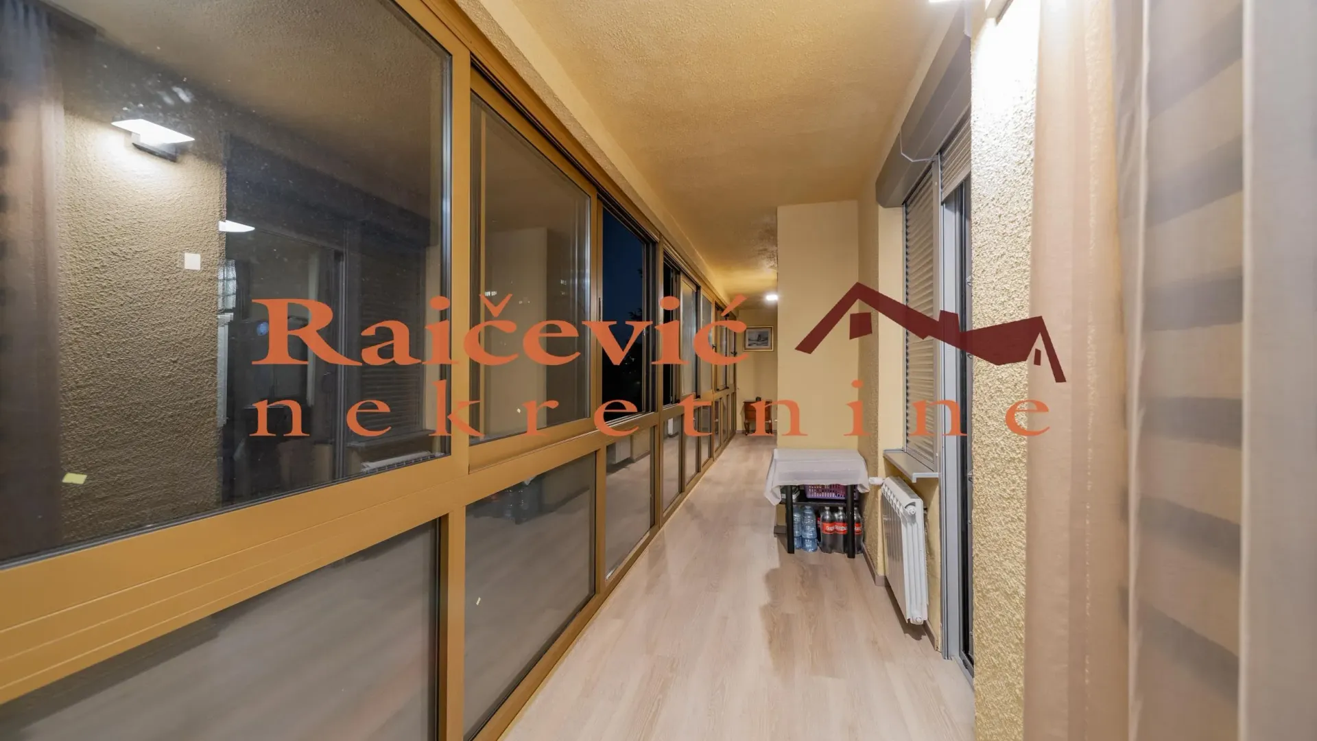 Prodaja, četvorosoban stan, 104m², Gradska Bolnica, Zvezdara Sve Podlokacije