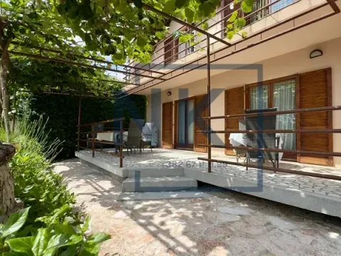 Sale, house, 237m², Donja Gorica, Podgorica - image 2