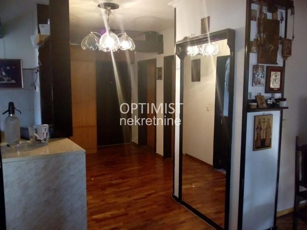 Sale, four bedroom apartment, 96m², Savski Venac, Beograd