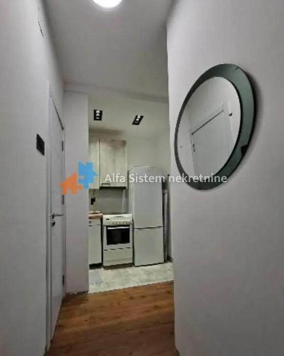 Izdavanje, trosoban stan, 56m², Autokomanda, Voždovac Sve Podlokacije