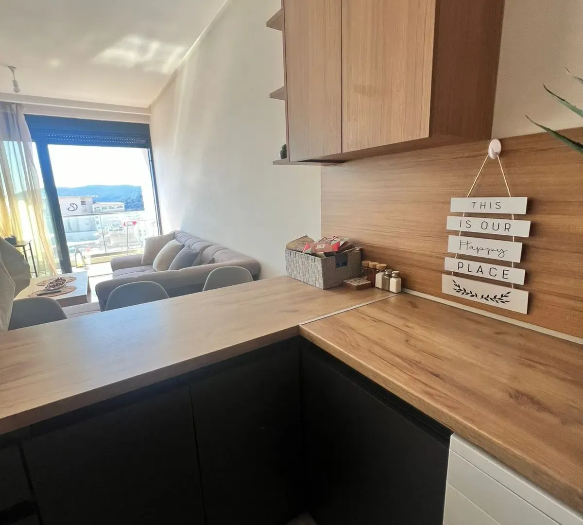Prodaja, jednosoban stan, 50m², Bečići, Budva