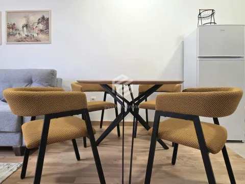 Izdavanje, jednosoban stan, 40m², Tološi, Podgorica - image 4