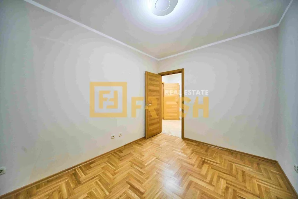 Prodaja, trosoban stan, 112m², Stari Aerodrom, Podgorica