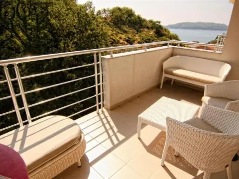 Prodaja, stan, 51m², Bečići, Budva - image 9