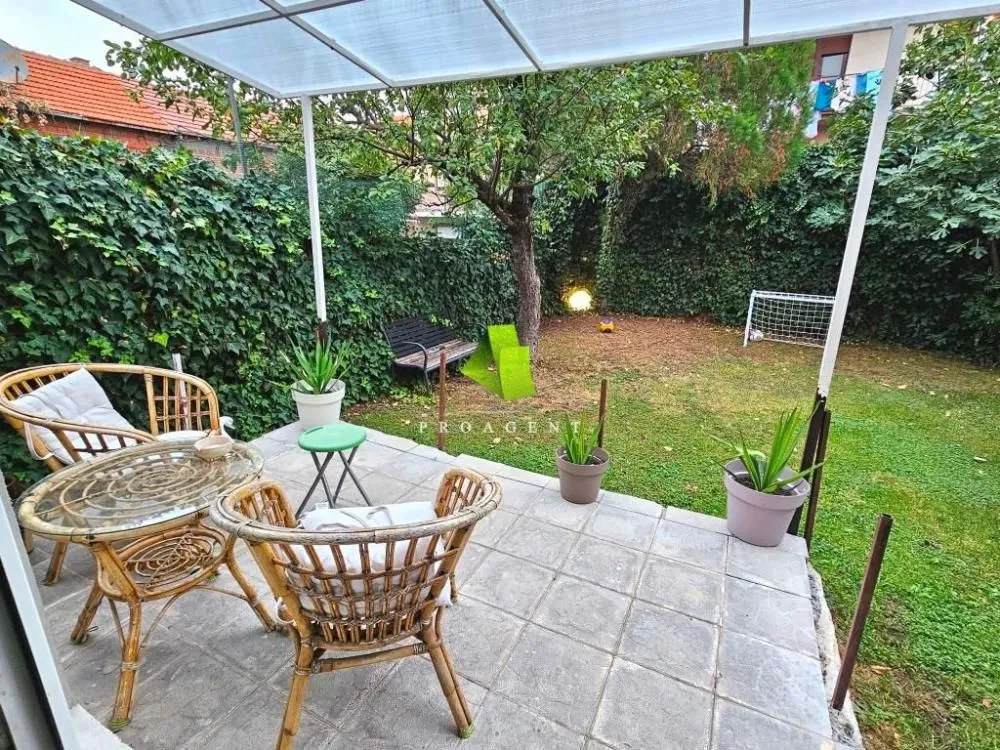 Sale, three bedroom apartment, 79m², Medijana, Niš