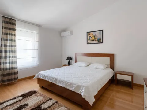 Sale, three bedroom apartment, 222m², Budva, Crna Gora - image 7