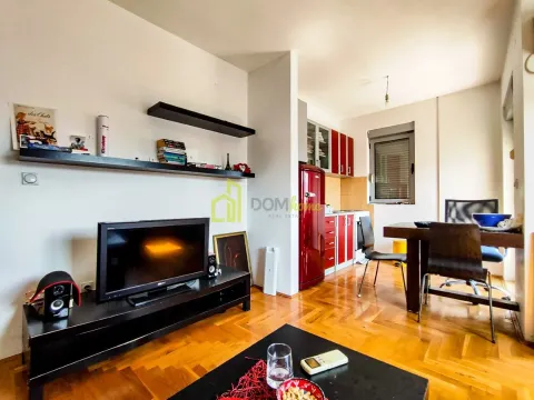 Izdavanje, jednosoban stan, 43m², Momišići, Podgorica - image 3