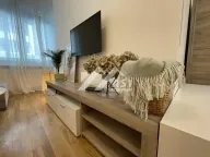 Izdavanje, dvosoban stan, 40m², Bulevar Oslobodjenja, Novi Sad Sve Podlokacije - image 2