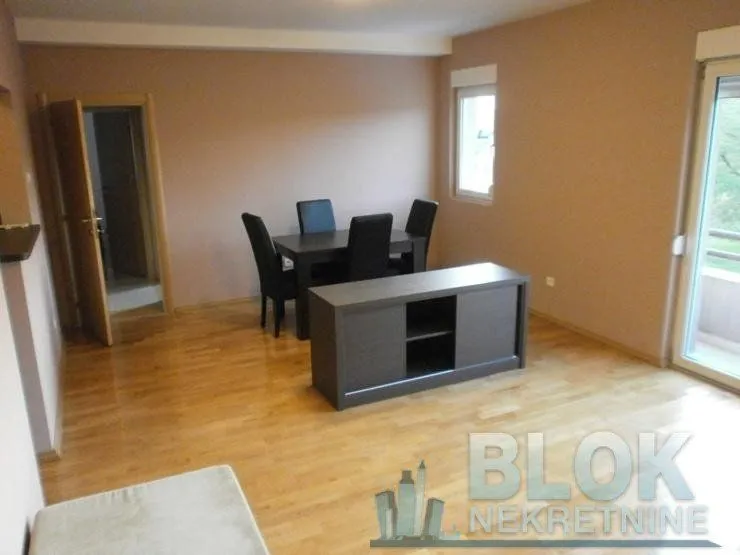 Rent, two bedroom apartment, 75m², Blok 9, Podgorica