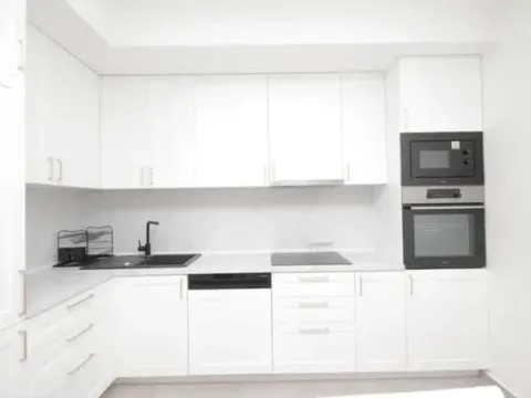 Izdavanje, dvosoban stan, 72m², Master Kvart, Podgorica - image 2