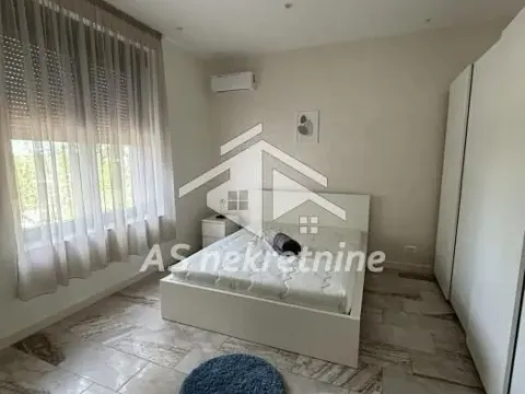 Rent, apartment, 200m², Senjak, Beograd - image 7