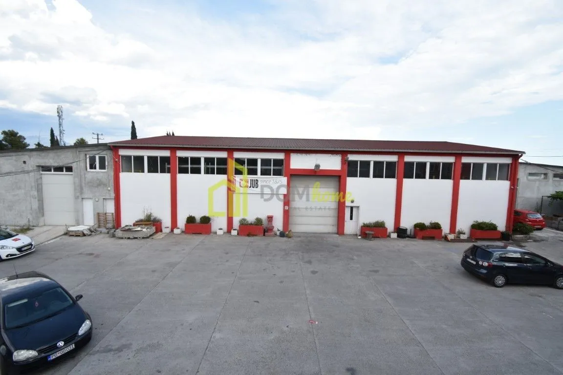 Rent, office space, 917m², Zeta, Podgorica