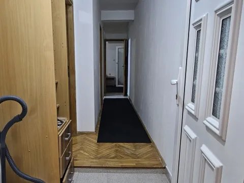 Rent, three bedroom apartment, 60m², Dumidran, Tivat - image 4