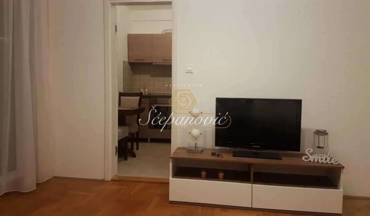Prodaja, dvosoban stan, 49m², Socijalno, Novi Sad Sve Podlokacije