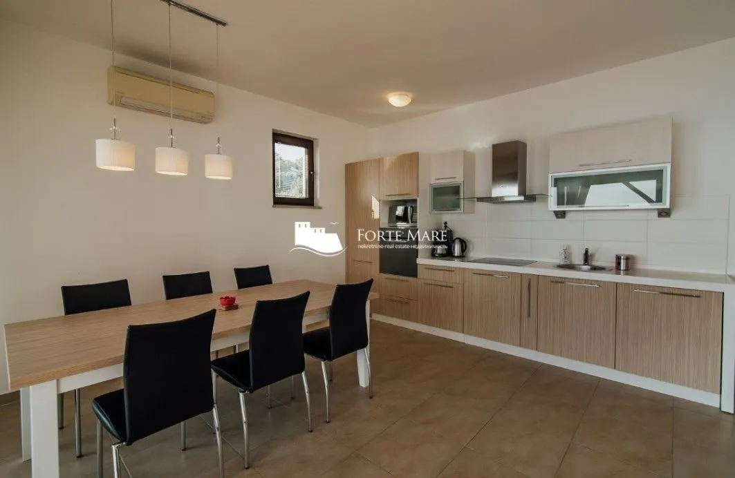 Prodaja, trosoban stan, 149m², Podi, Herceg Novi