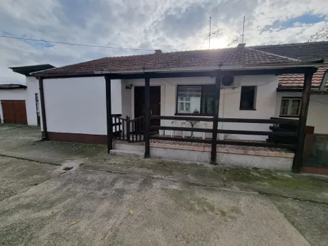 Sale, house, 220m², Zemun Gornji Grad, Zemun Sve Podlokacije - image 11