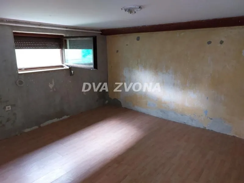 Prodaja, kuća, 400m², Sremska Kamenica, Petrovaradin