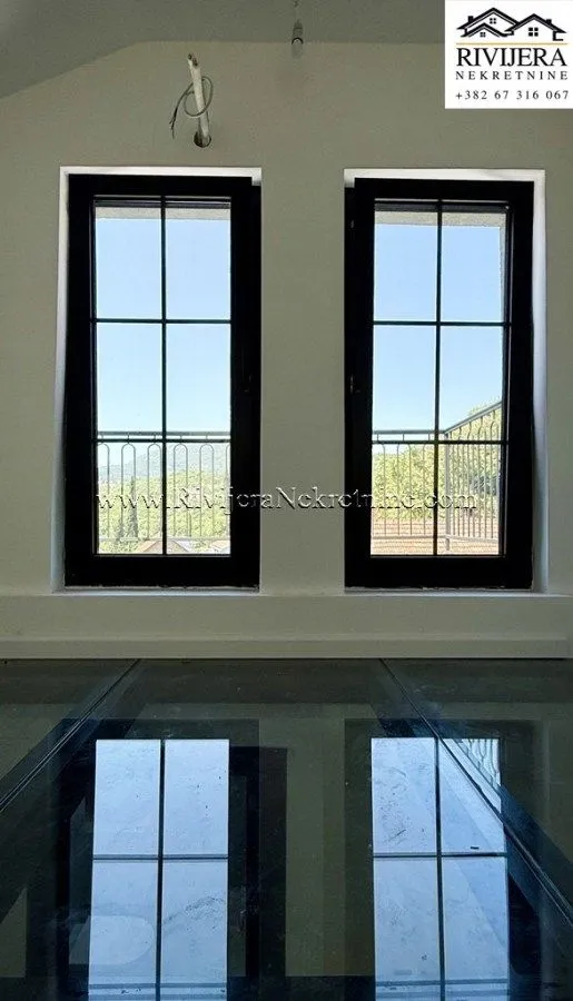 Prodaja, trosoban stan, 122m², Herceg Novi, Crna Gora