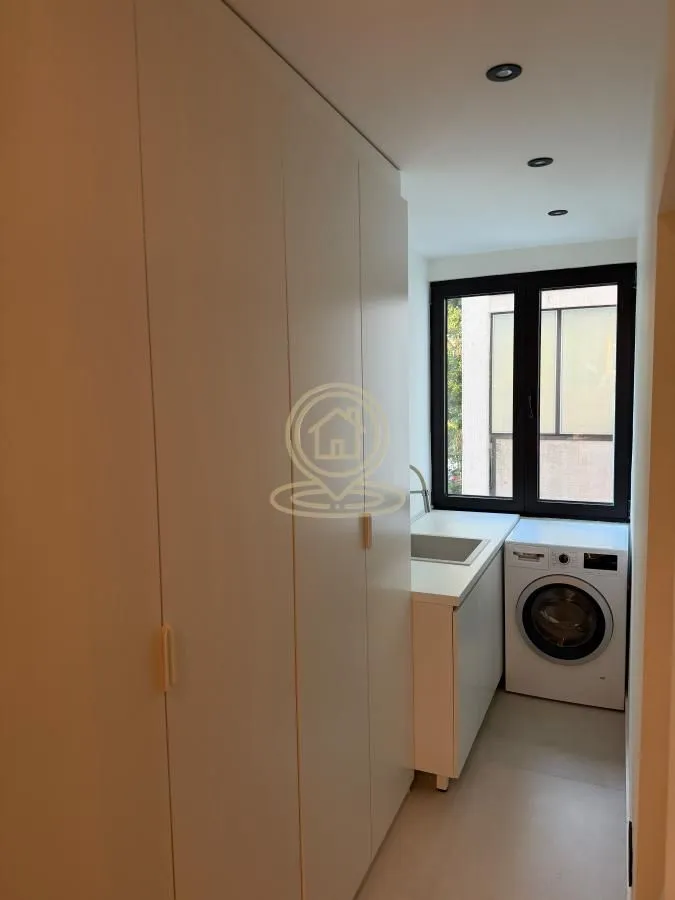 Prodaja, dvosoban stan, 72m², Žarkovo, Beograd