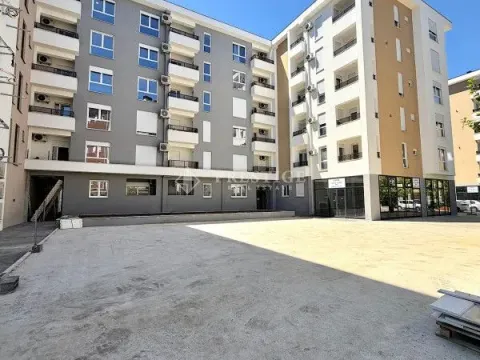 Izdavanje, garsonjera, 30m², Zabjelo, Podgorica - image 14