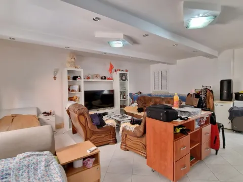 Sale, two bedroom apartment, 76m², Budva, Crna Gora - image 4