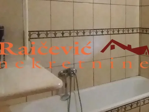 Prodaja, trosoban stan, 88m², Rakovica, Beograd - image 9