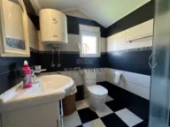 Rent, house, 200m², Tološi, Podgorica - image 4