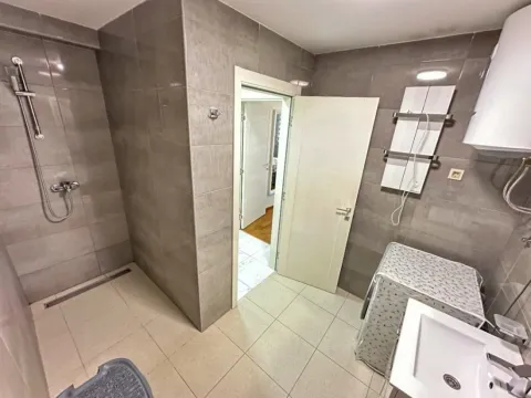 Sale, two bedroom apartment, 68m², Zabjelo, Podgorica - image 11