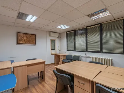 Sale, office space, 535m², Čukarica, Beograd - image 12