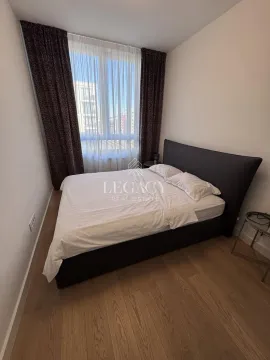 Izdavanje, trosoban stan, 77m², Savski Venac, Beograd - image 7
