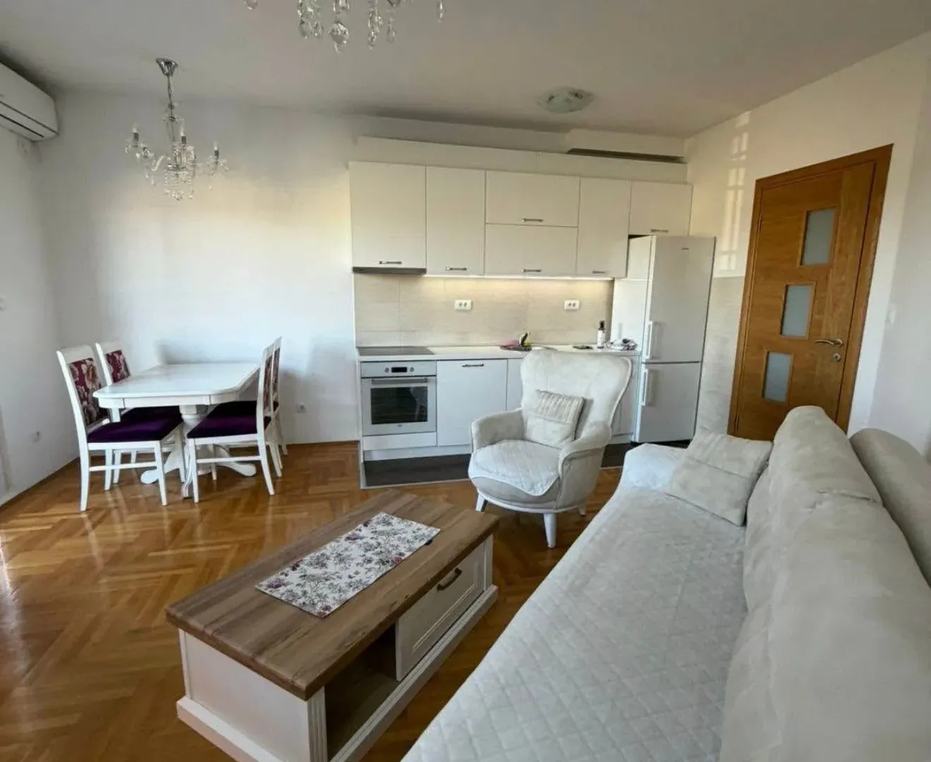 Rent, one bedroom apartment, 50m², Stari Aerodrom, Podgorica