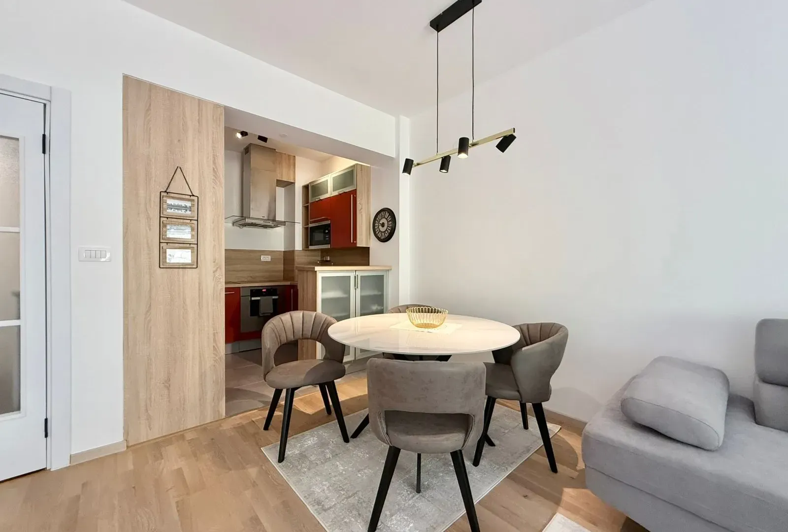 Prodaja, dvosoban stan, 68m², Momišići, Podgorica