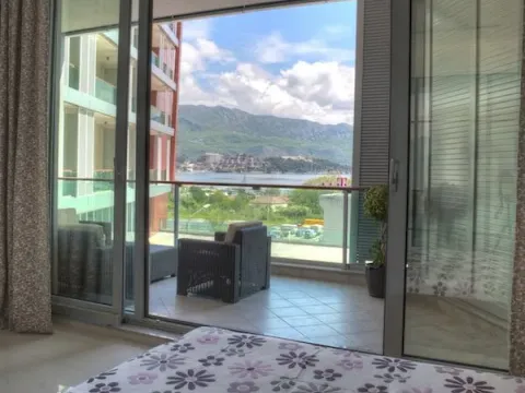 Rent, apartment, 95m², Budva, Crna Gora - image 13