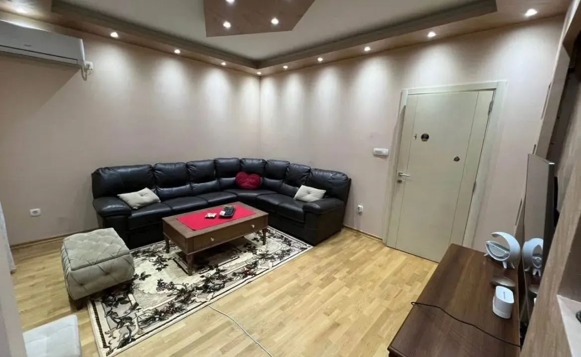 Izdavanje, dvosoban stan, 60m², Masline, Podgorica