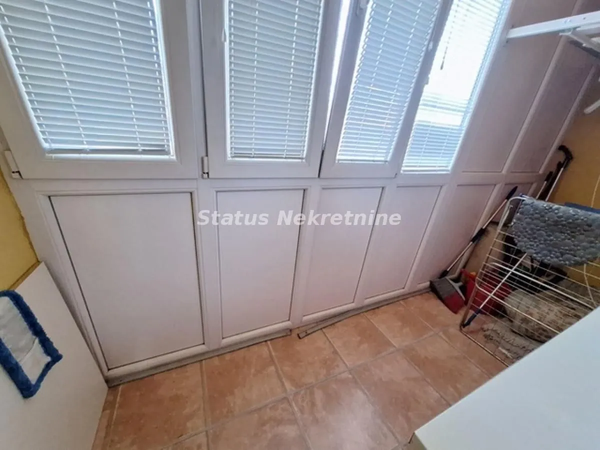 Izdavanje, dvosoban stan, 51m², Liman 1, Novi Sad Sve Podlokacije