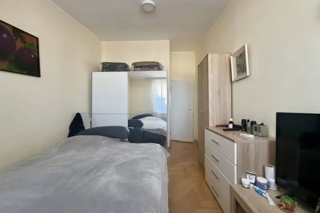 Prodaja, trosoban stan, 74m², Voždovac, Voždovac Sve Podlokacije