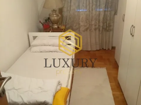 Izdavanje, dvosoban stan, 55m², Stari Aerodrom, Podgorica - image 13