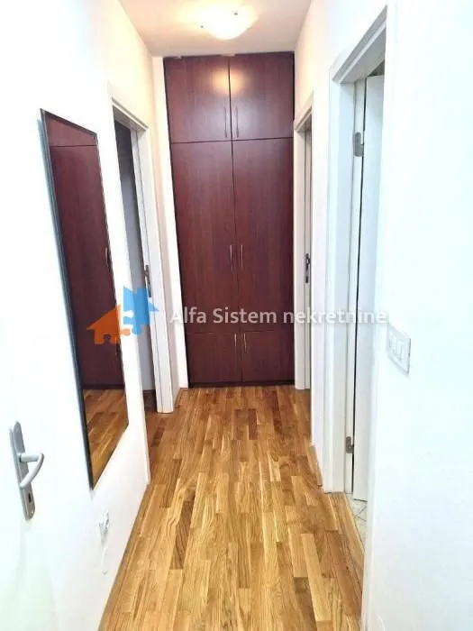 Rent, four bedroom apartment, 103m², Crveni Krst, Beograd