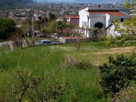 Zemljište in Zaljevo