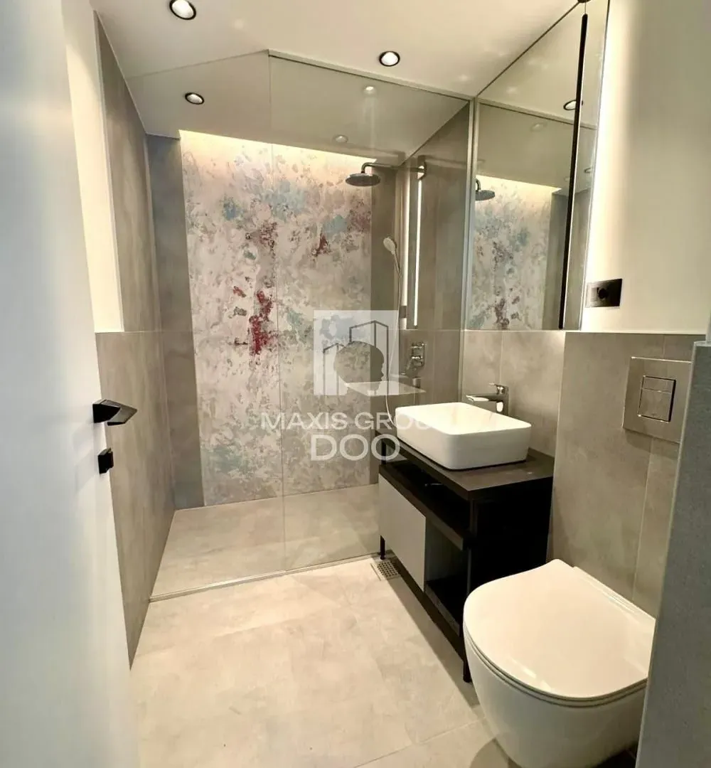 Prodaja, trosoban stan, 108m², Savski Venac, Beograd