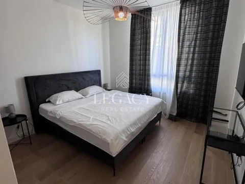 Rent, three bedroom apartment, 77m², Savski Venac, Beograd - image 6