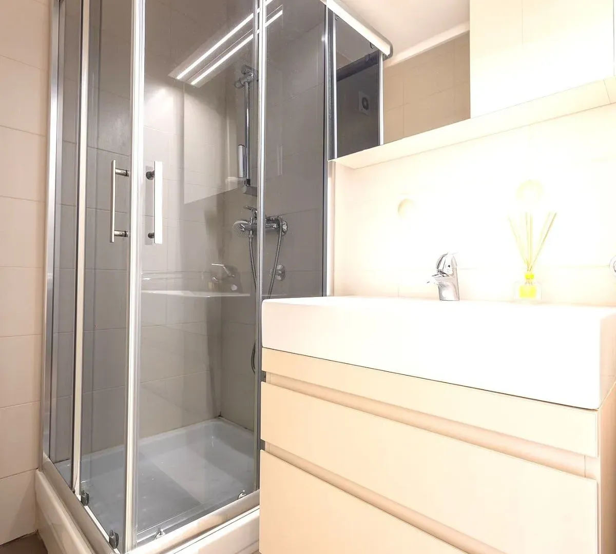 Sale, three bedroom apartment, 101m², Novi Beograd Blok 67, Novi Beograd Sve Podlokacije