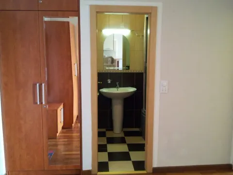 Prodaja, stan, 46m², Petrovac, Budva - image 7