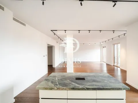 Rent, four bedroom apartment, 150m², Stari Grad, Beograd - image 7
