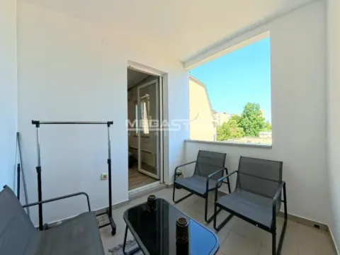 Izdavanje, dvosoban stan, 52m², Voždovac Sve Podlokacije, Beograd - image 8