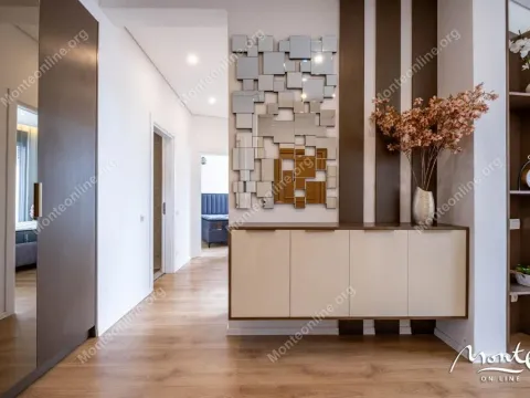 Sale, two bedroom apartment, 76m², Tivat, Crna Gora - image 12