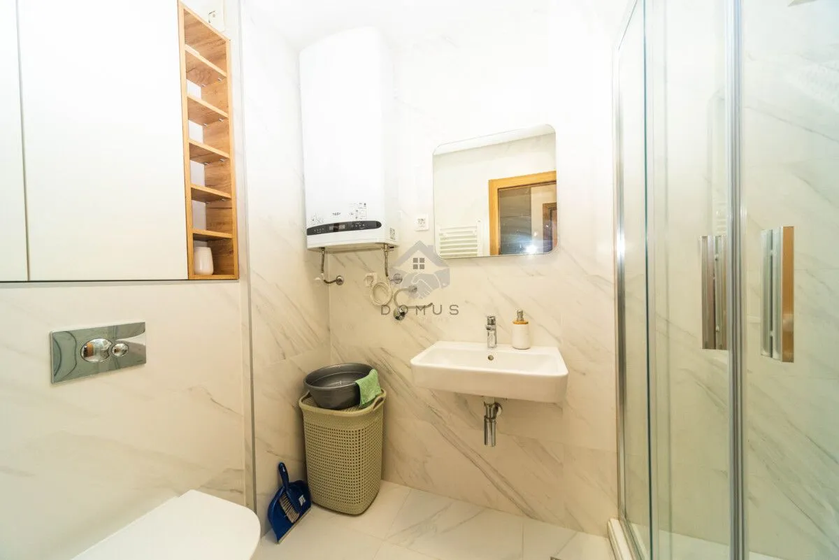 Izdavanje, jednosoban stan, 45m², New City, Podgorica